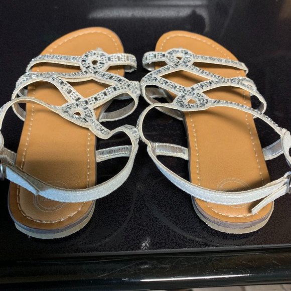 Wonder Nation Silver Strappy Sandals 12 - Picture 2 of 4